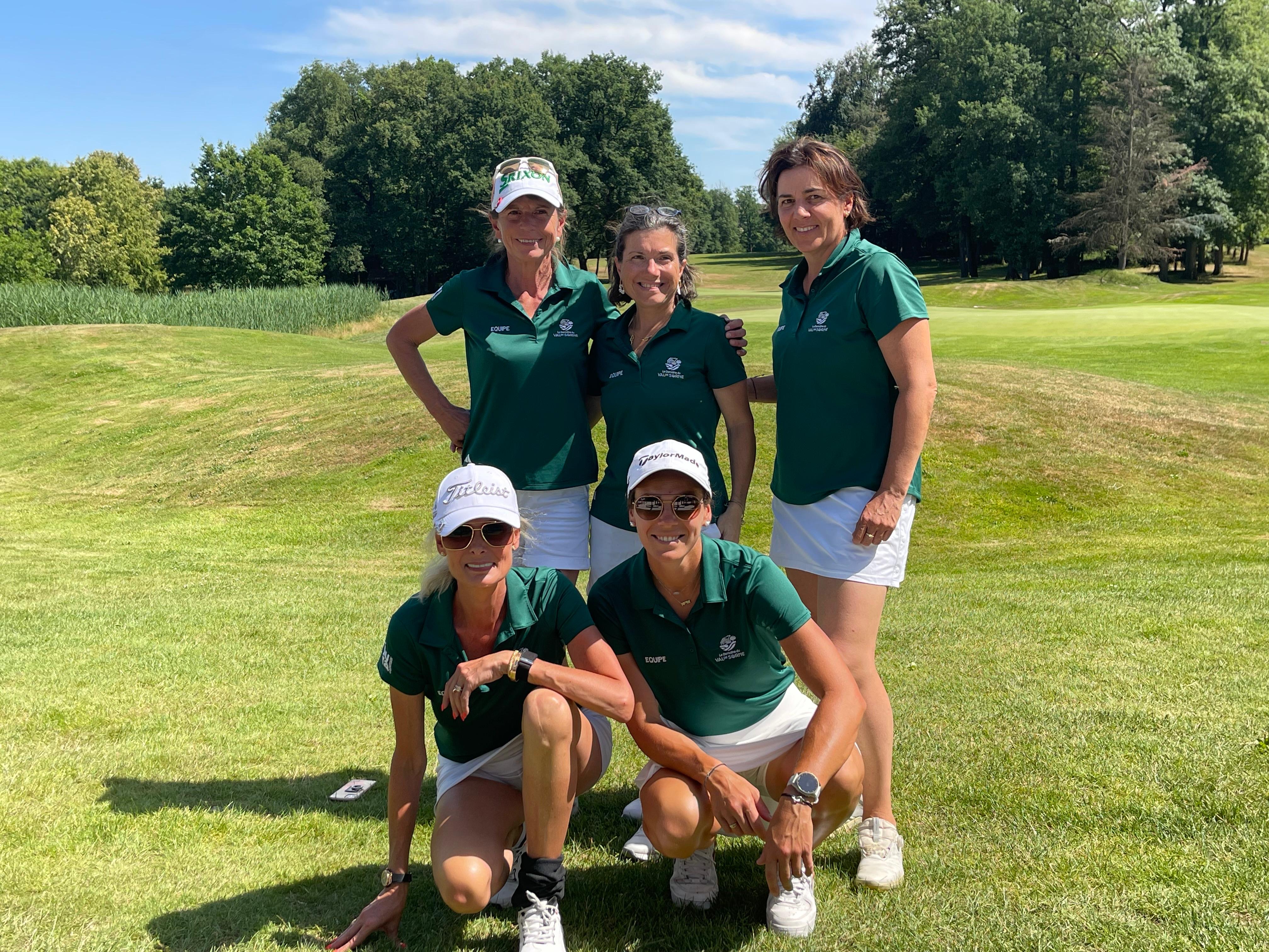 equipe feminine du golf du val de sorne pres de lons le saunier 
